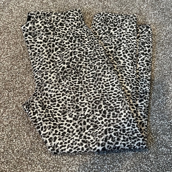 Banana Republic Sloan Pants - Picture 4 of 5